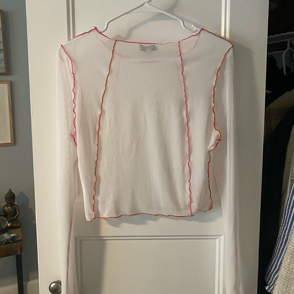 Fun long sleeve top - Picture 4 of 5